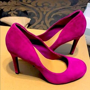 JS-CALIE Jessica Simpson heels